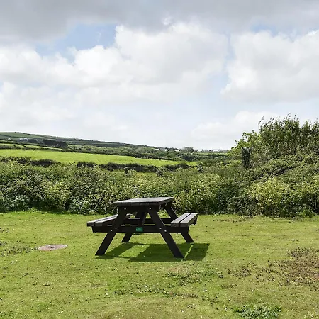 Holiday home Pollards